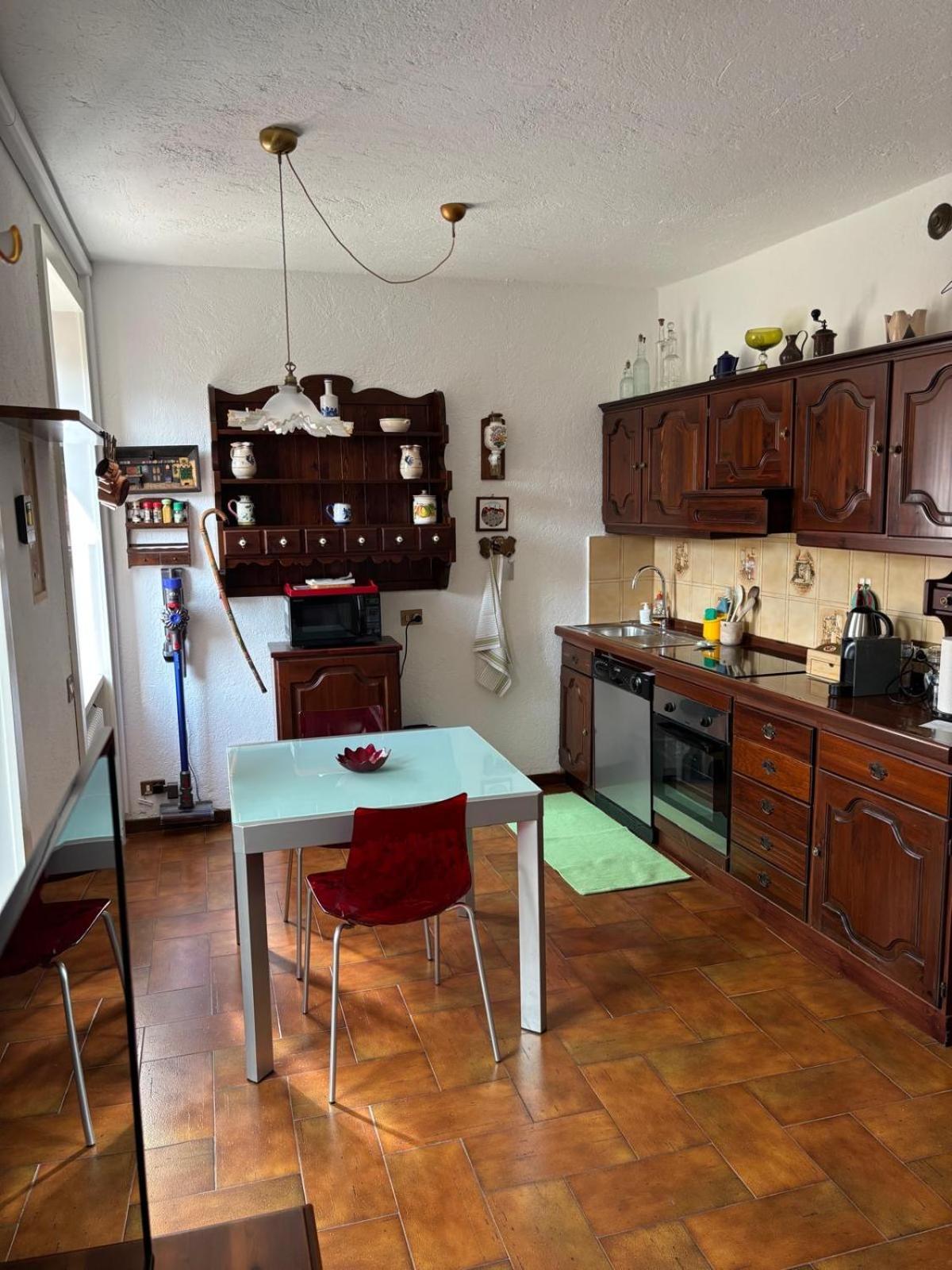 Ester Lakehouse, Graziosa Casa Indipendente Lierna Exteriör bild